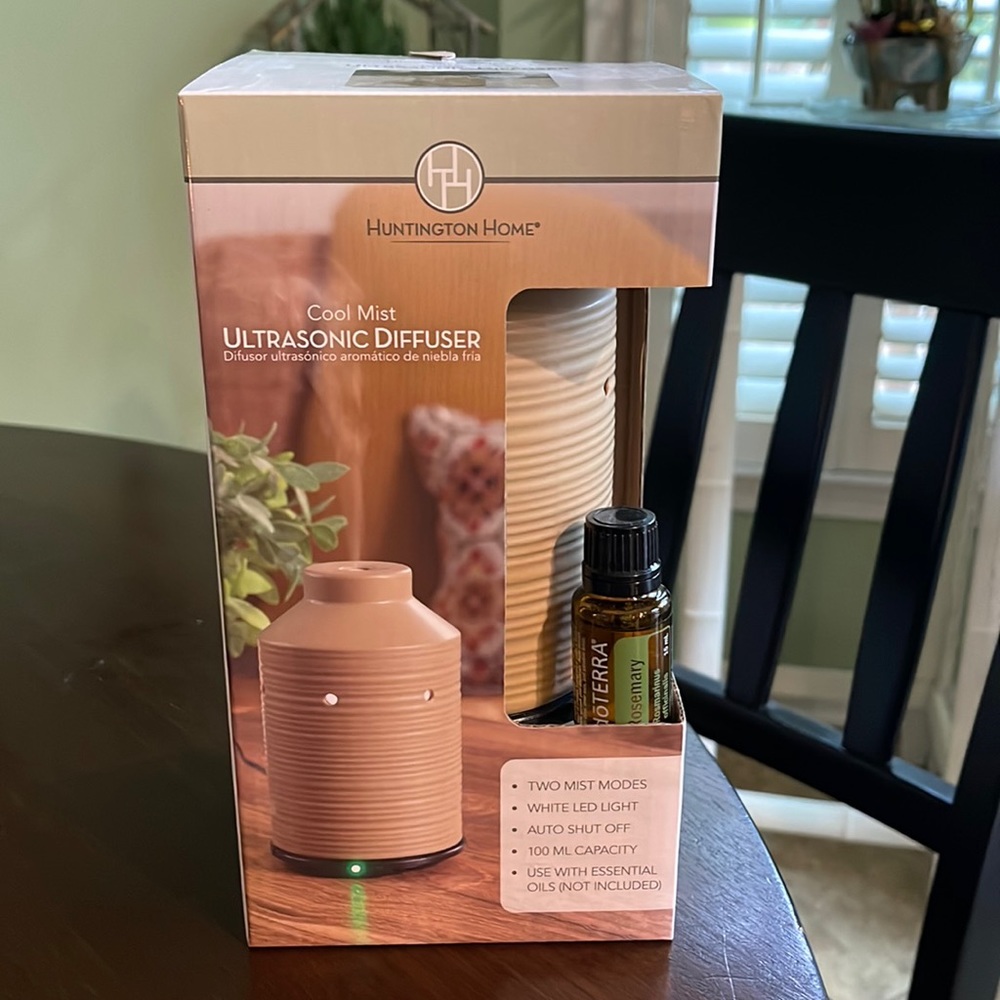 Cool Mist Ultrasonic Lighted Ceramic Diffuser with DoTerra essential oil